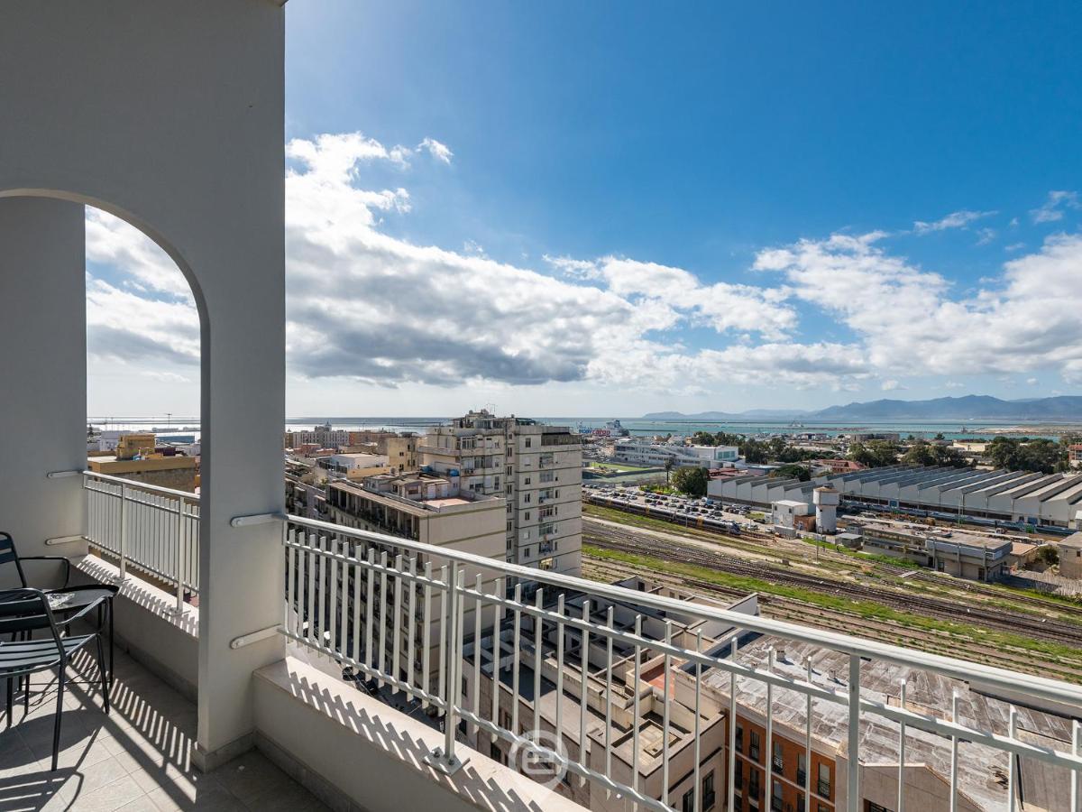 Harbor View Apartment カリアリ エクステリア 写真